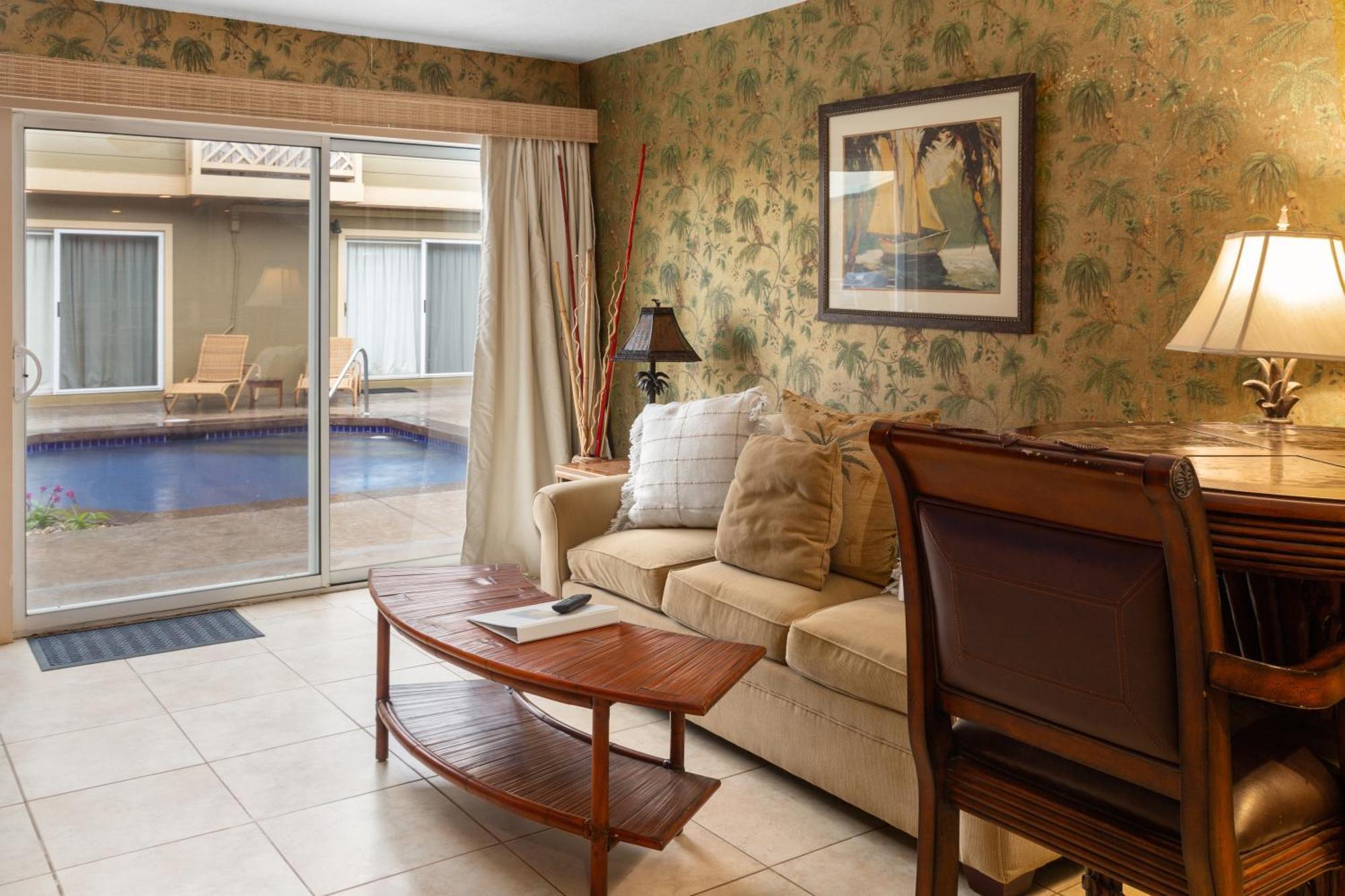 Lotus Suite, 1 Bedroom, Sleeps 4, Pool & Bbq, Pre-Renovation Summer Sale Kihei Esterno foto