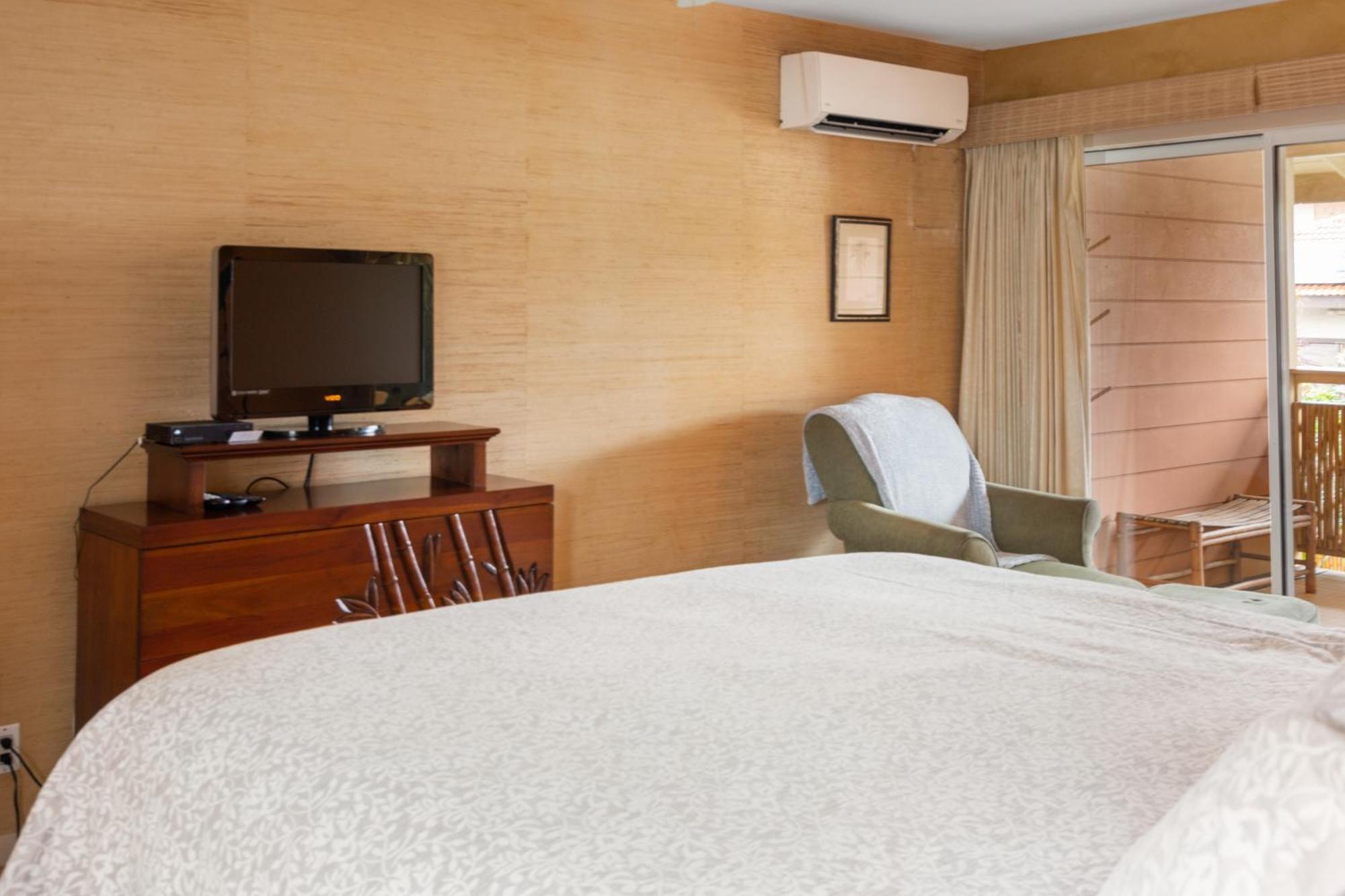 Lotus Suite, 1 Bedroom, Sleeps 4, Pool & Bbq, Pre-Renovation Summer Sale Kihei Esterno foto