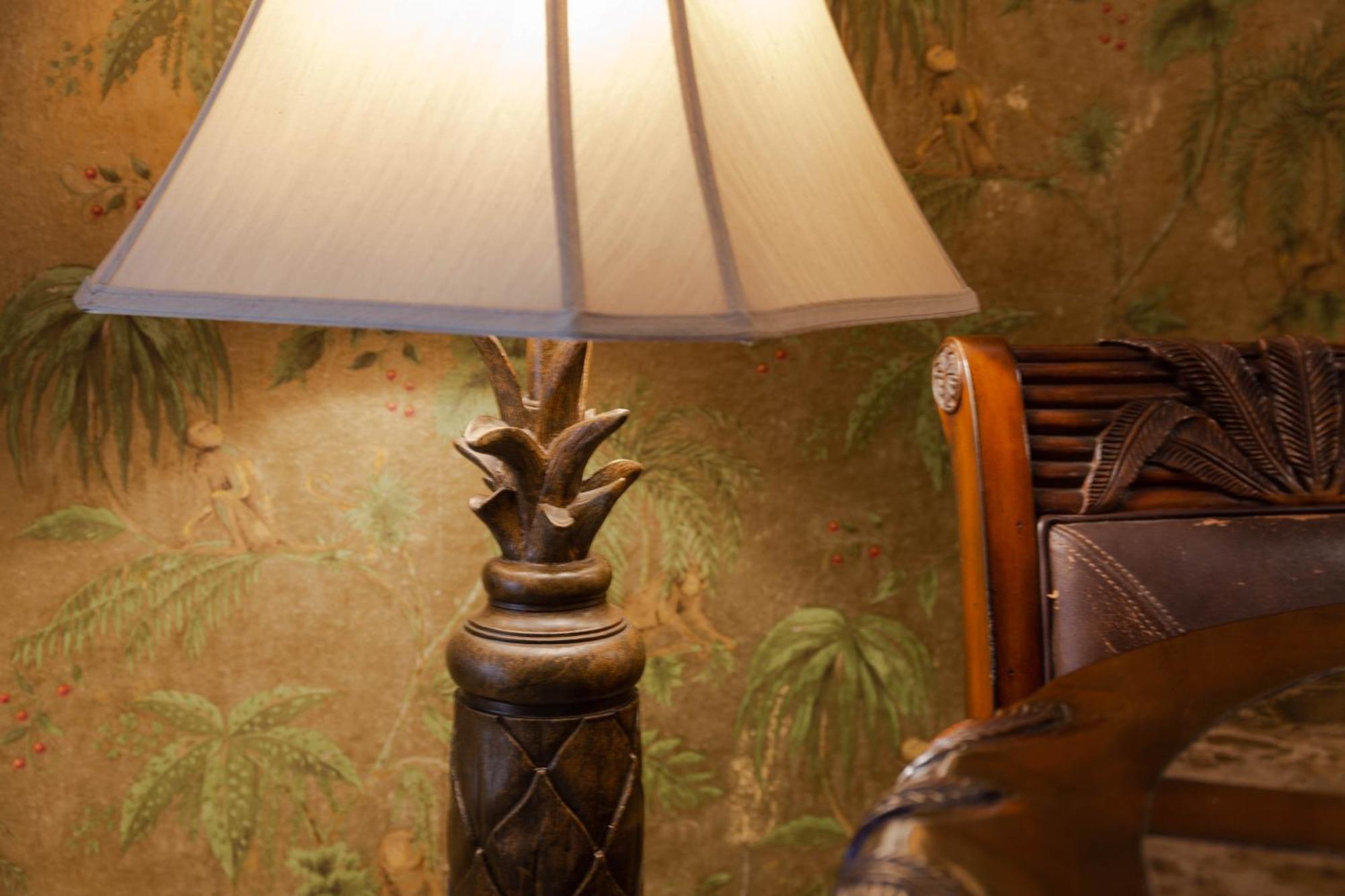Lotus Suite, 1 Bedroom, Sleeps 4, Pool & Bbq, Pre-Renovation Summer Sale Kihei Esterno foto